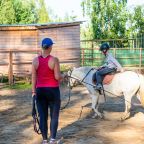 Верховая езда, Загородный клуб Александръ