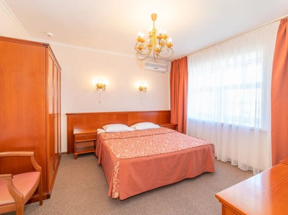 Фотография номера гостиницы Загородный клуб Александръ