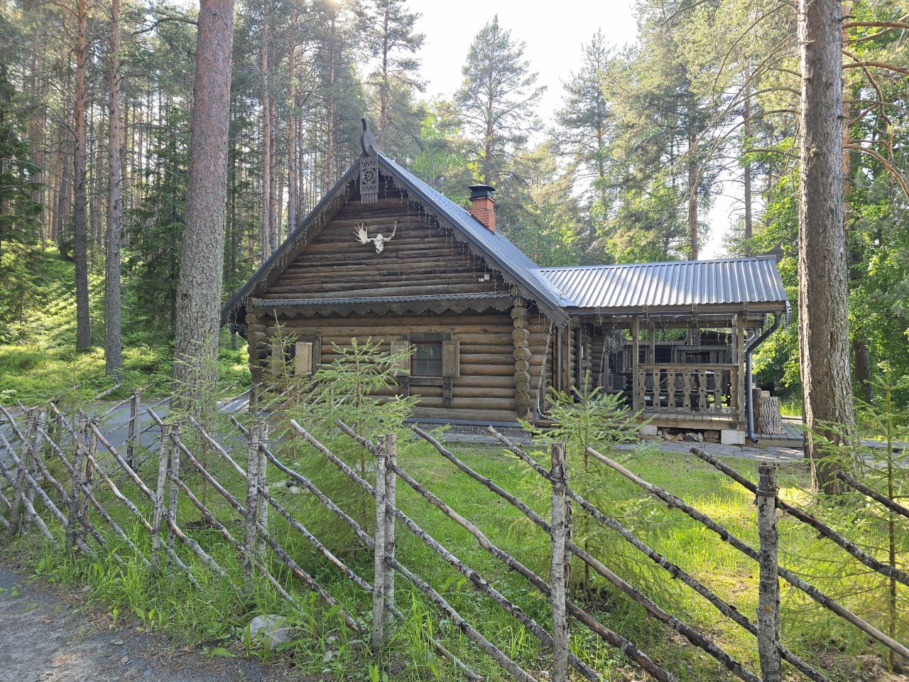 Дом (Дом Охотника), Парк-Отель Сямозерье