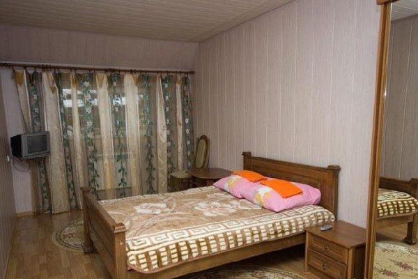 Пятиместный (Двухкомнатный, № 48) гостиницы Россия, Домбай