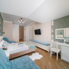 Люкс (Мансардный 27 м.кв), Отель На Черноморской