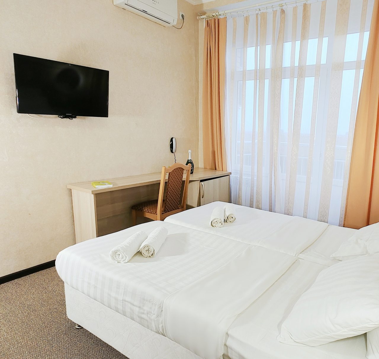 Двухместный (Комфорт с боковым видом на море и балконом), Отель Семь Адмиралов