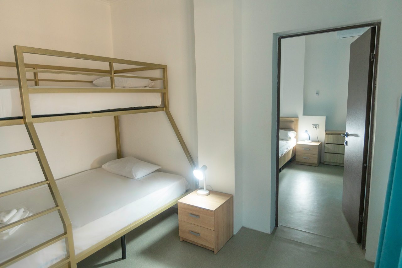 Четырехместный (Семейный двухкомнатный 4-х местный с балконом), Гостевой дом Лаванда