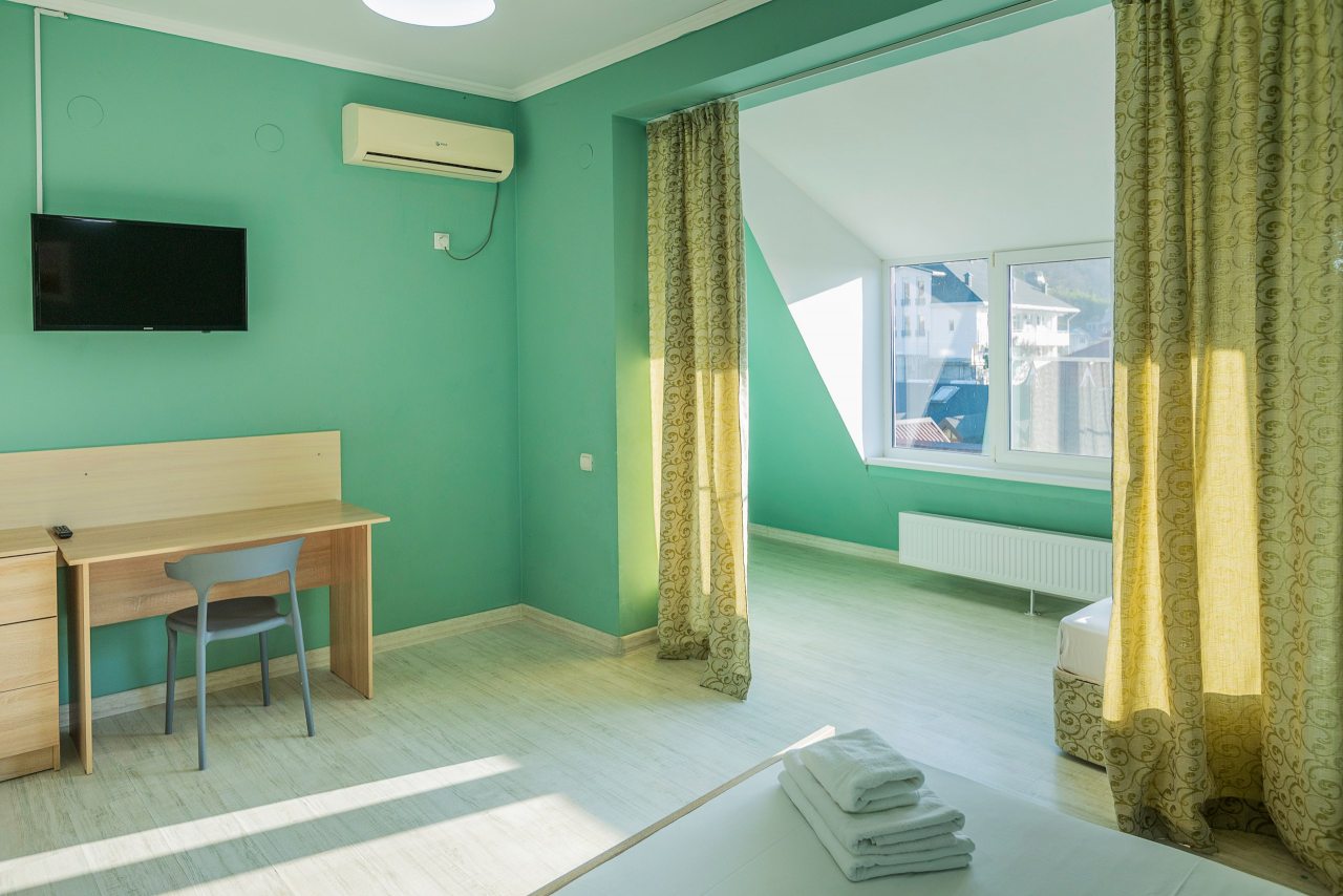 4- х местный номер, вид на море