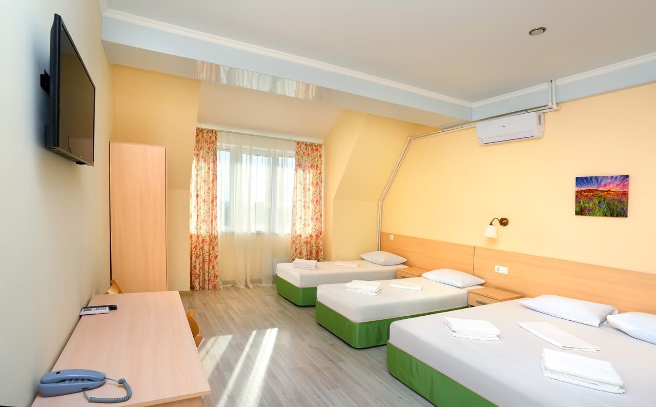 4- х местный номер  без балкона, 3 этаж