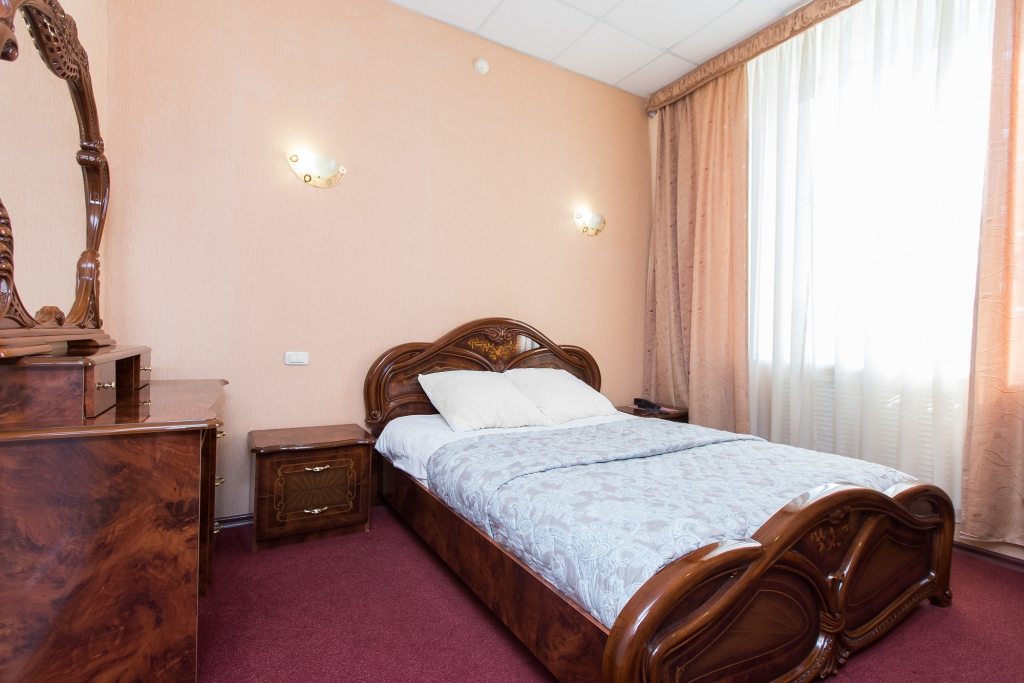 Люкс гостиницы Визитъ, Челябинск