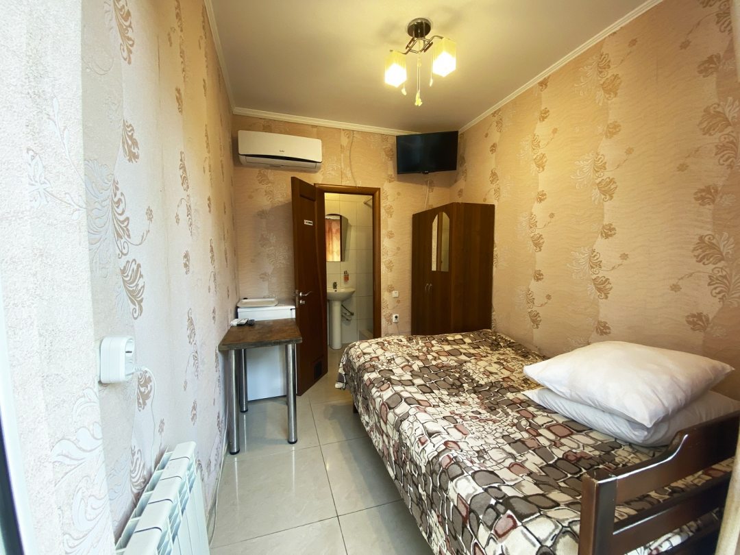 Номер с удобствами Номер доступен 24 часа в сутки. В номере