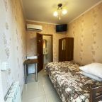 Номер с удобствами Номер доступен 24 часа в сутки. В номере