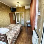 Номер с удобствами Номер доступен 24 часа в сутки. В номере