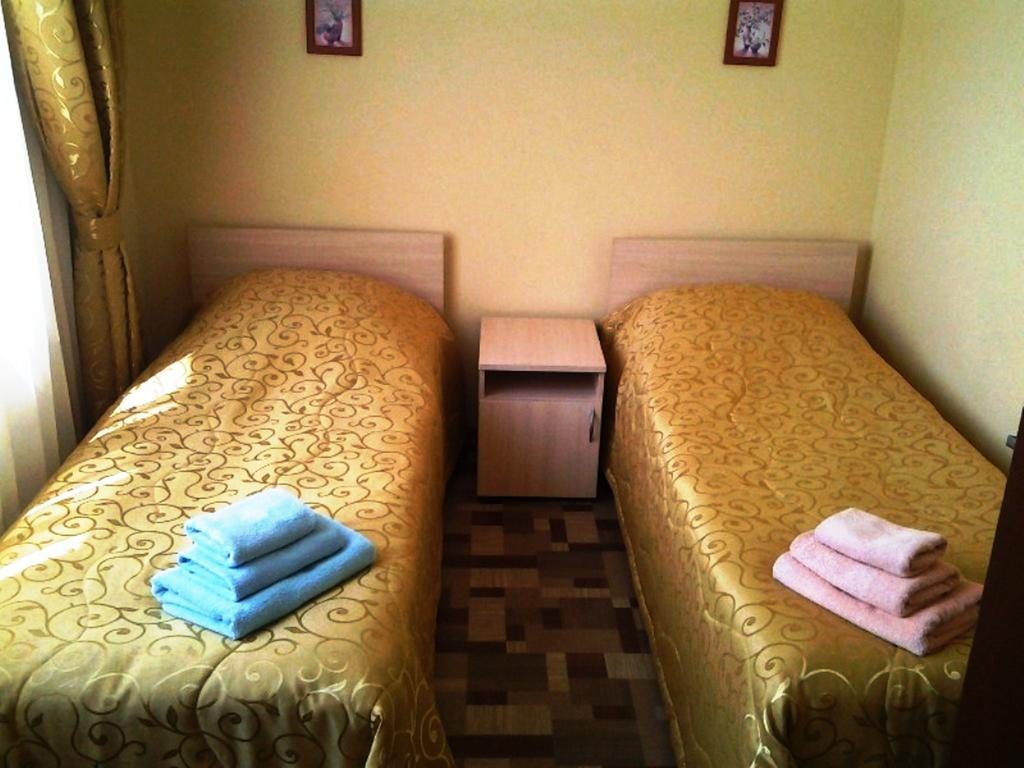 Двухместный (Двухместный номер эконом-класса с 2 отдельными кроватями) гостиницы Спортивная, Волочаевское