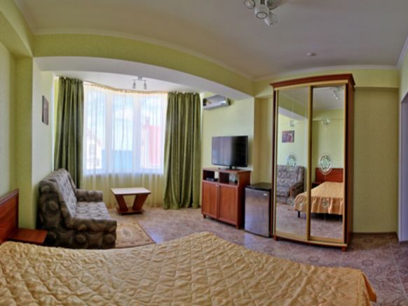Отель Вилла Алина, Лазурное, Крым