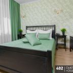 Сюит, Гостиница Аврора