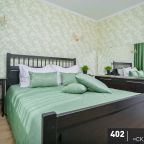 Сюит, Гостиница Аврора