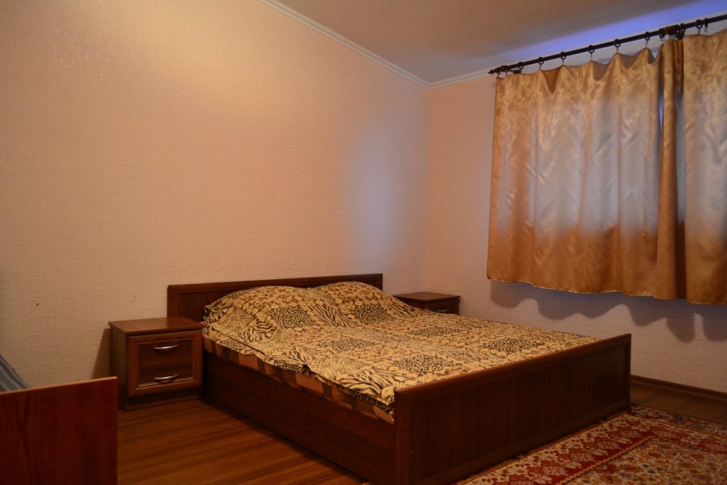 Апартаменты (С 1 спальней) апартамента В Алуште на Октябрьской, Алушта
