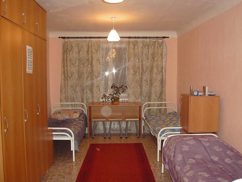 Трёхместный и более (Койко-место в трехместном номере) гостиницы Биг, Акбулак