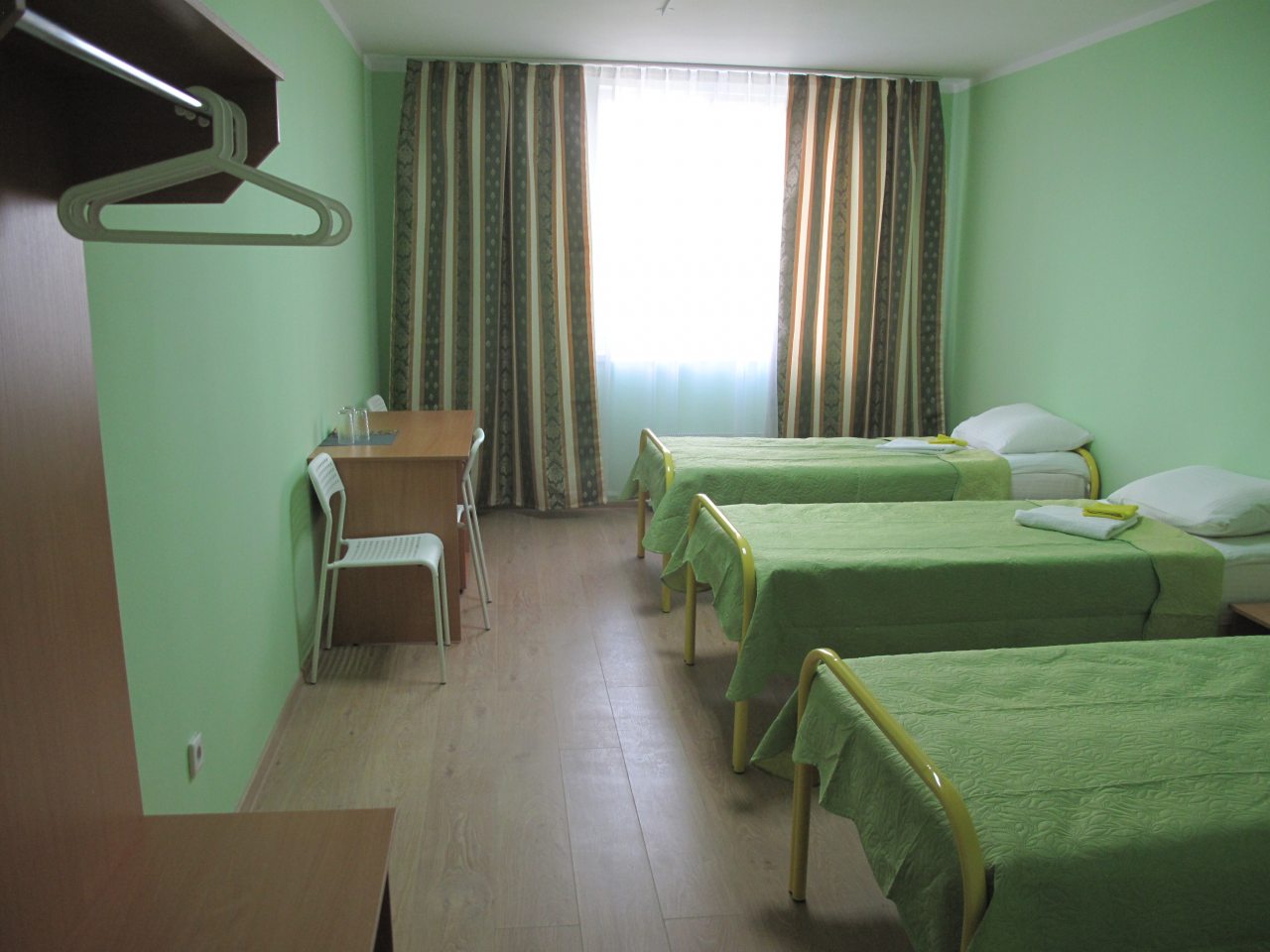 Эконом трехместный. Удобства на этаже.