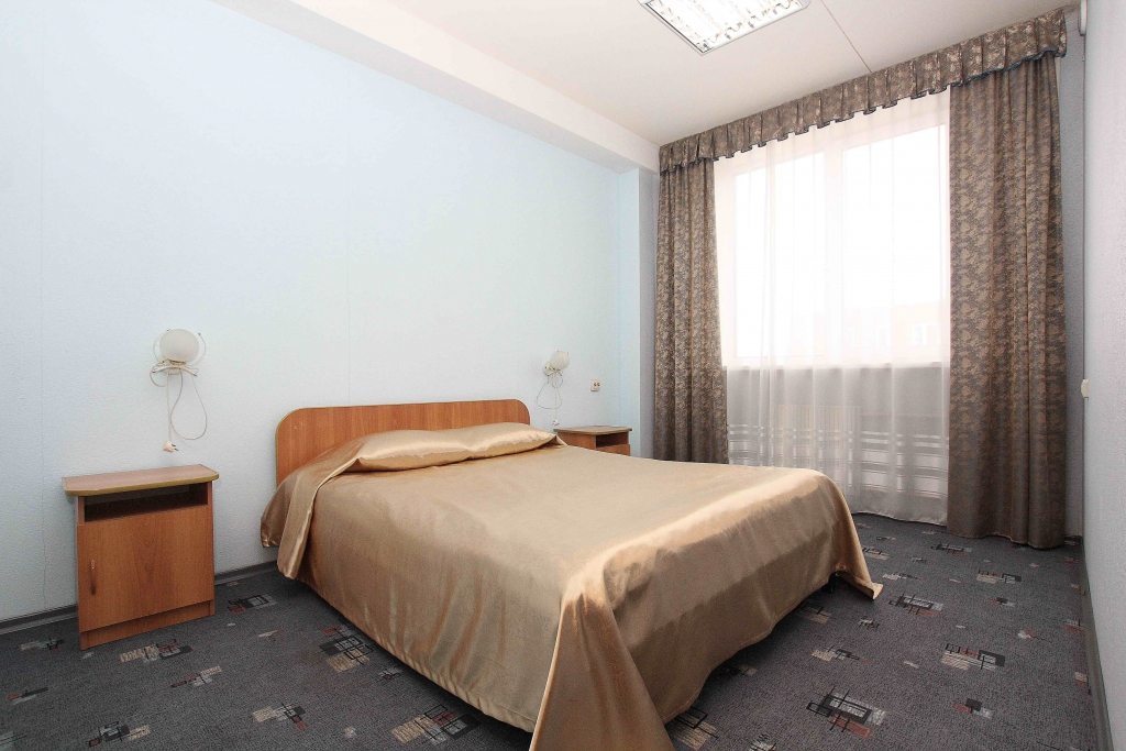 Двухместный (Бизнес-класс, Двухкомнатный) гостиницы Мираж, Челябинск