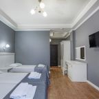 Трехместный (Трехместный Кофморт), Гостиница Плаза