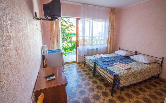 Двухместный (Twin) гостиницы Солнечная, Лазаревское