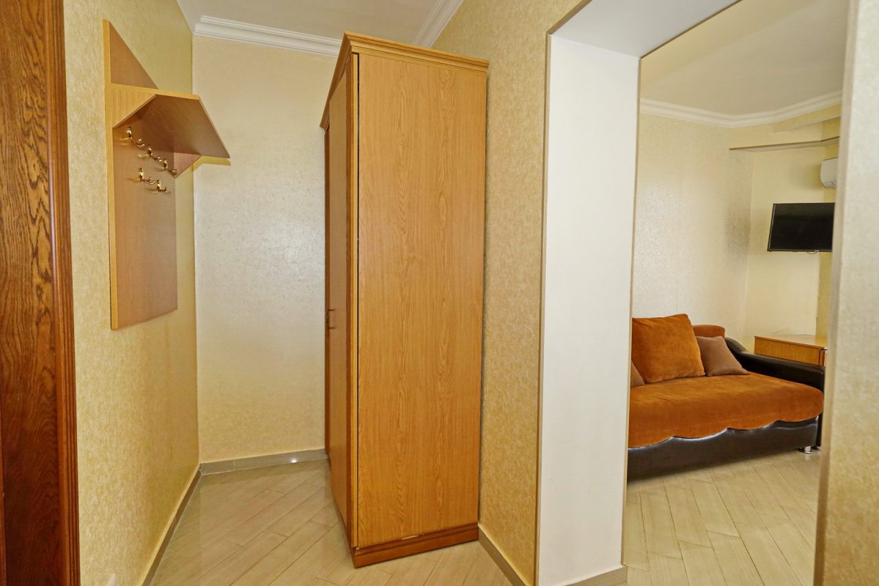 Четырехместный (Комфорт с балконом), Отель Пятница