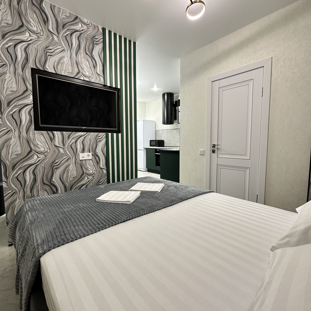 Апартаменты (С кухней №1), Отель Пятница