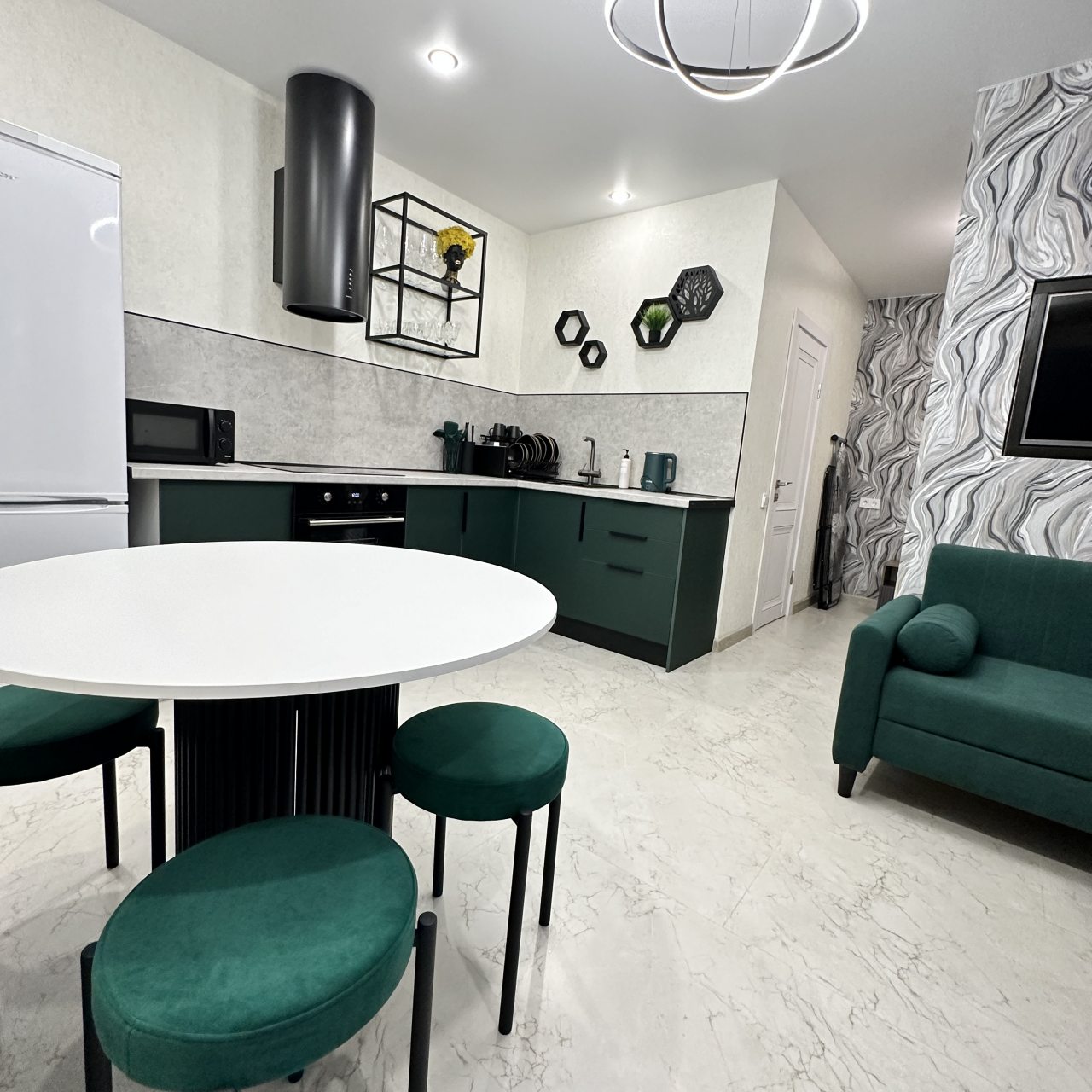 Апартаменты (С кухней №1), Отель Пятница