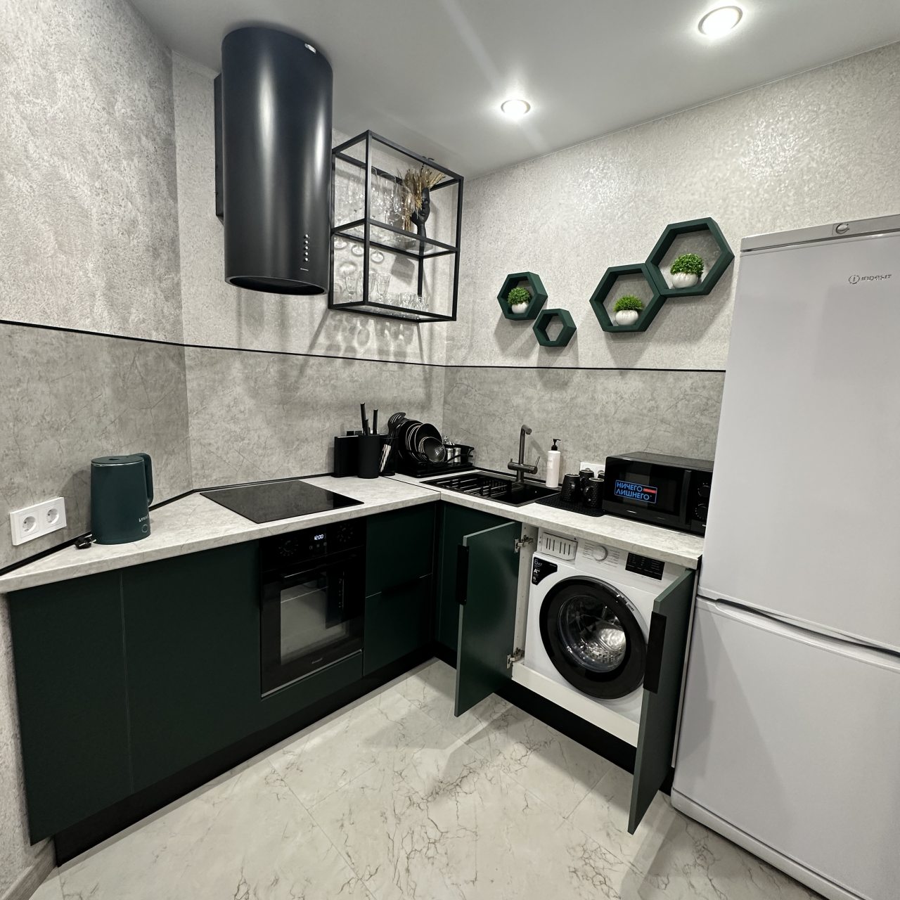 Апартаменты (С кухней №2), Отель Пятница