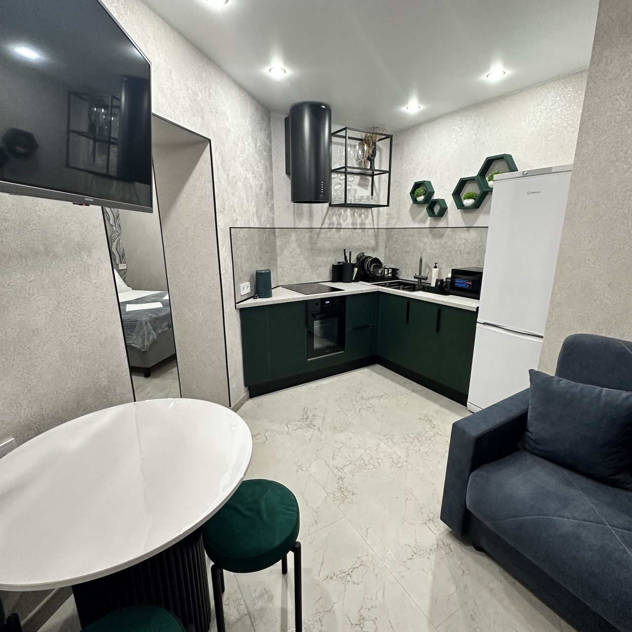 Апартаменты (С кухней №2), Отель Пятница