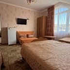 Семейный (Семейный стандарт без балкона (1 и 5 этаж)), Отель Удача