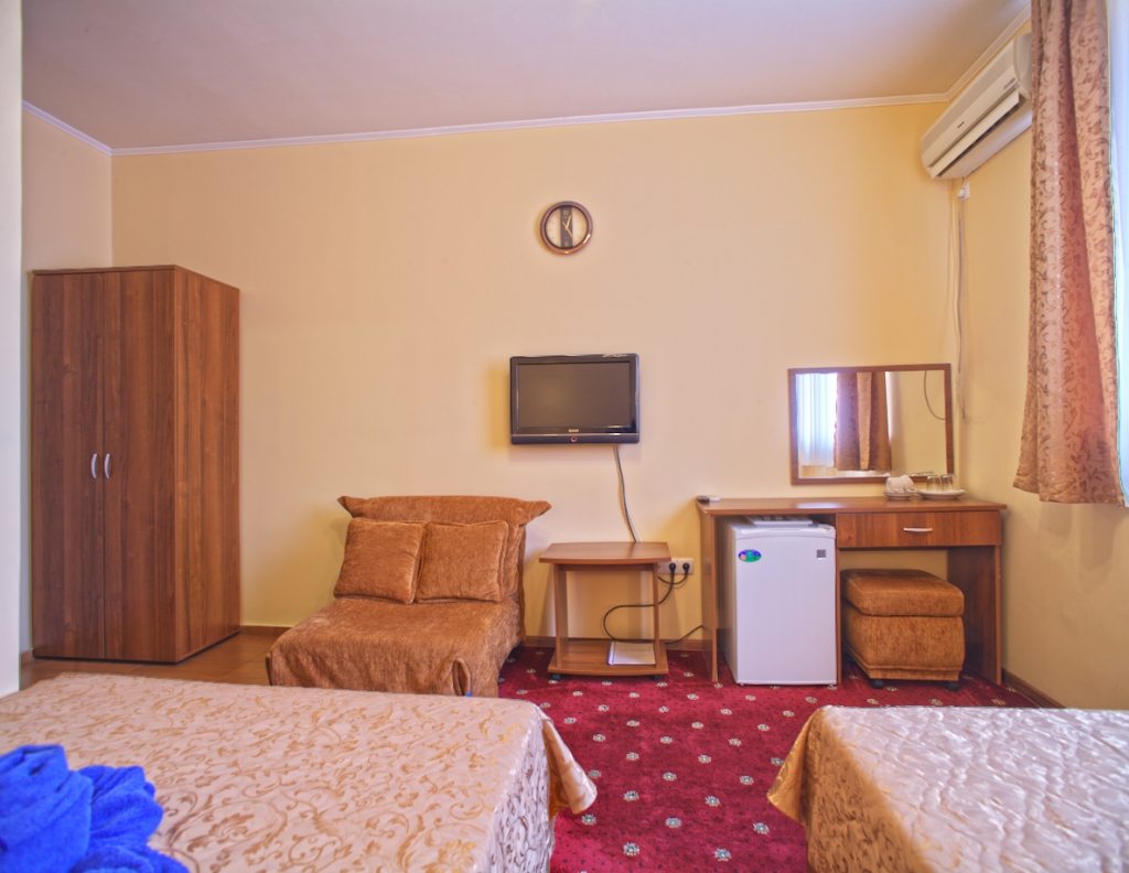 Двухместный (Без балкона, Корпус Д) гостиничного комплекса Орешник, Лазаревское