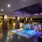 Бар / Ресторан, Гостиница Мартон Палас