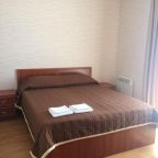 Двухместный (Двухместный номер с 2 отдельными кроватями и балконом.), Гостевой дом София на Совхозной