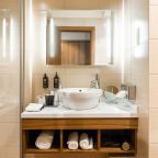 Двухместный (Бизнес с одной кроватью), Elements Hotel Киров 5*