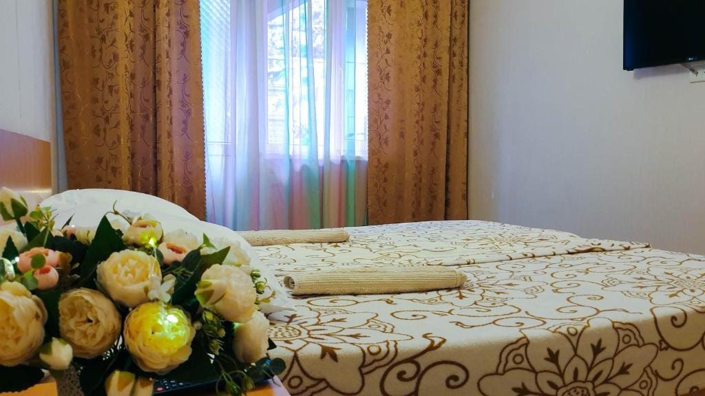 Двухместный (Двухместный номер с 2 отдельными кроватями и ванной комнатой) гостевого дома У Кота, Лазаревское