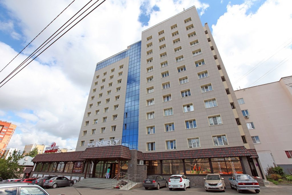 Фасад гостиницы Иремель, Уфа. Гостиница Иремель