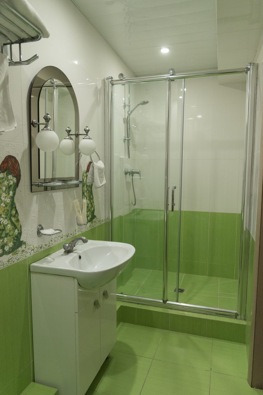 Семейный, Гостиница АртОтель