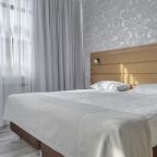 Люкс, Гостиница Астория