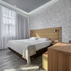 Люкс, Гостиница Астория