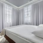 Люкс, Гостиница Астория