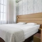 Люкс, Гостиница Астория