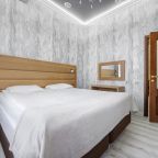 Люкс, Гостиница Астория