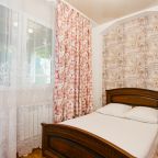 Семейный (Студия № 4), Гостевой дом Самсар
