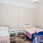 Семейный (Дом № 16), Гостевой дом Самсар