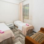 Семейный (Дом № 16), Гостевой дом Самсар