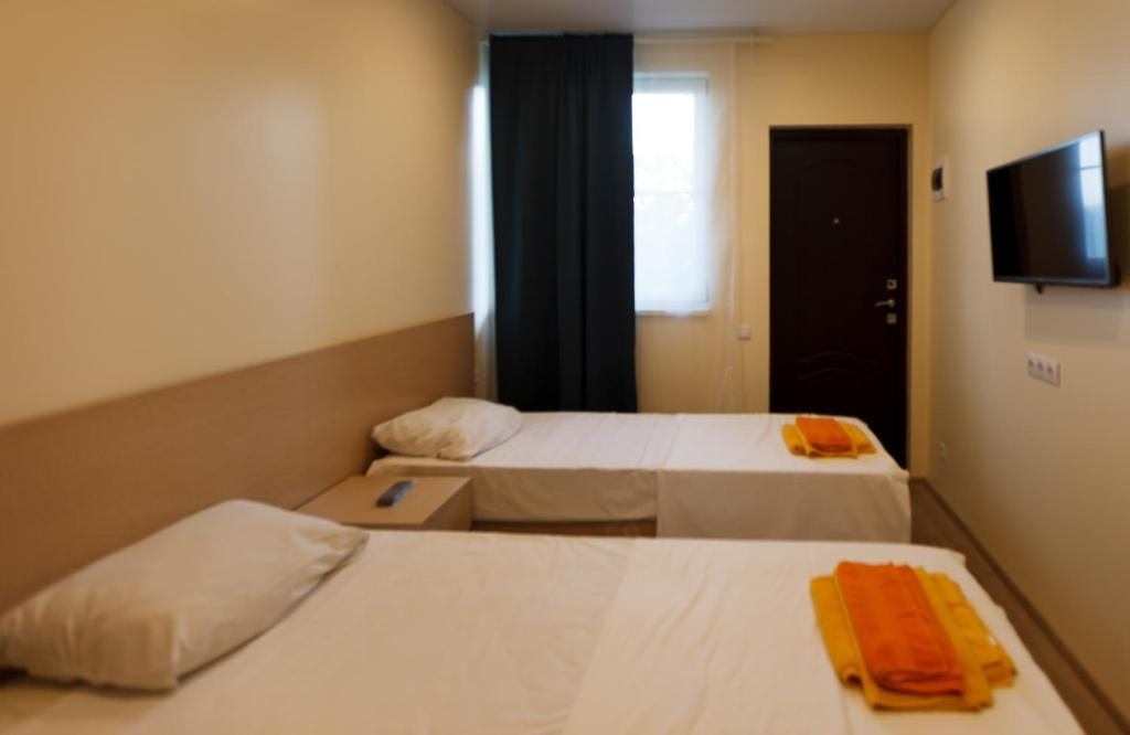Двухместный (Двухместный номер с 2 отдельными кроватями и видом на море) курортного отеля Широкая, Широкая Балка