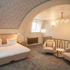 Сьюит (Джуниор Сюит Пушкин), Отель Пушкин