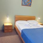 Двухспальная кровать