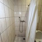 Четырехместный (Четырехместный стандарт (номер 414)), Отель Металлург