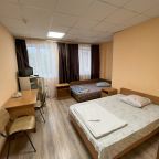 Трёхместный и более (Трехместный эконом (номер 417)), Отель Металлург