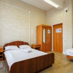 Трёхместный и более (Трехместный эконом (номер 402)), Отель Металлург